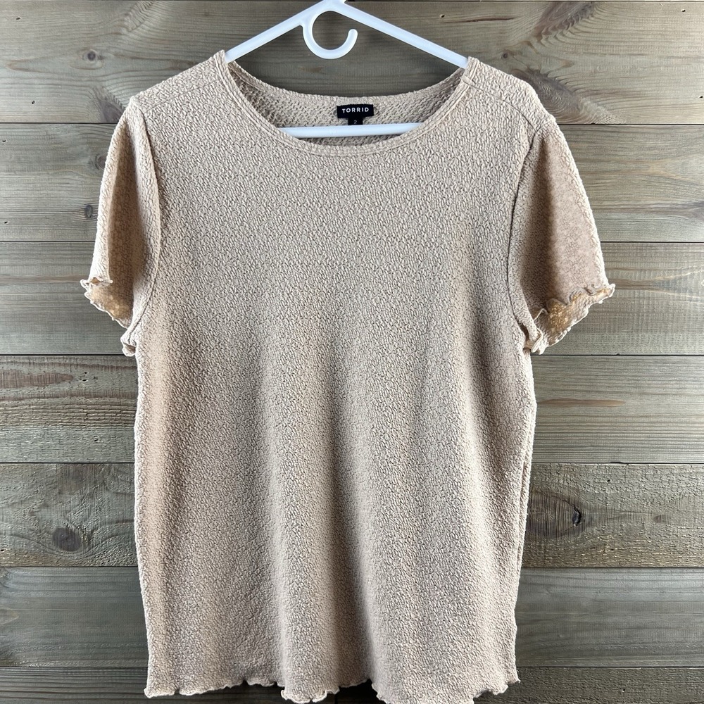 Torrid Womens Shirt Textured Crepe Jersey Crew Neck Short Sleeve Basic Tan 2 2X
